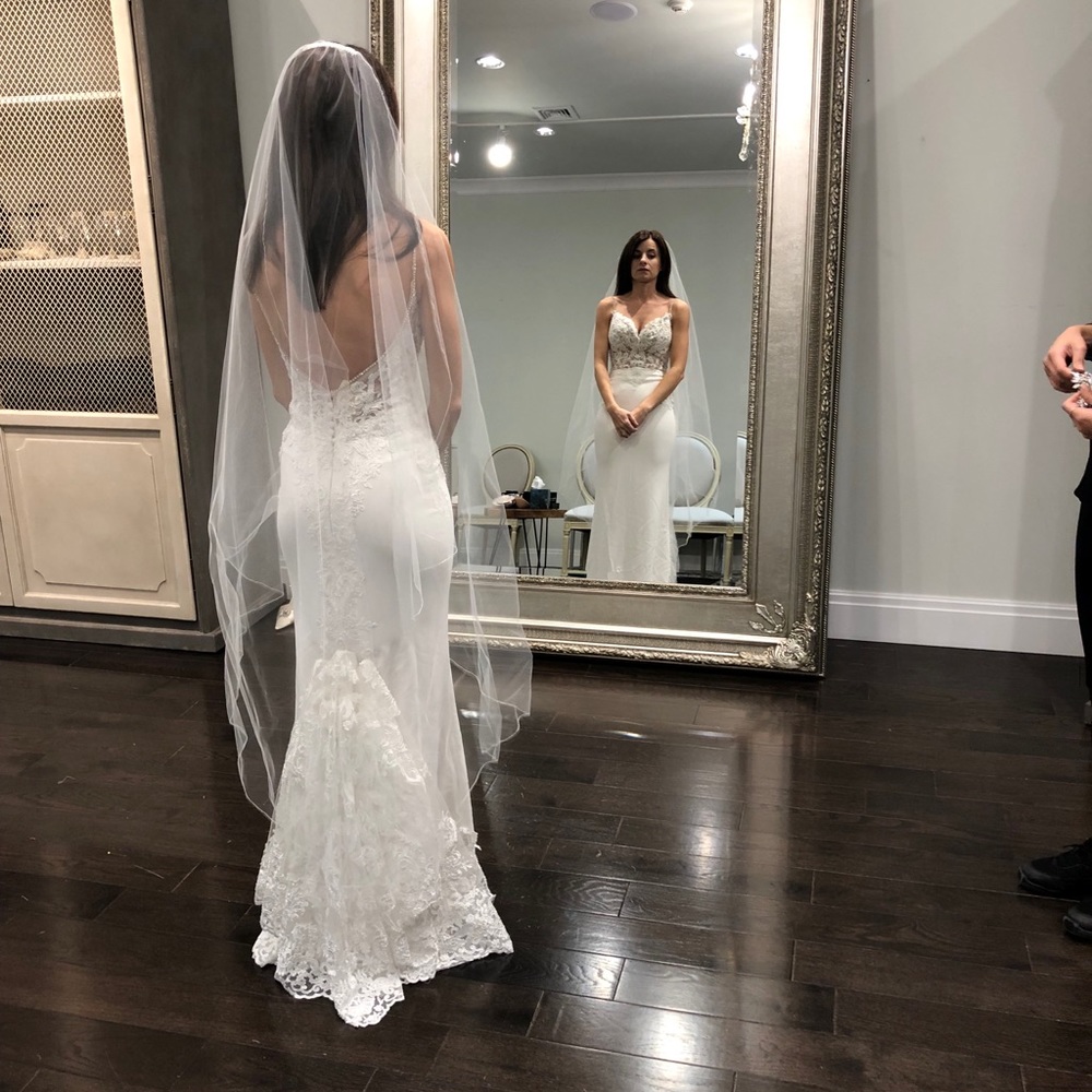 Fingertip Tulle Veil